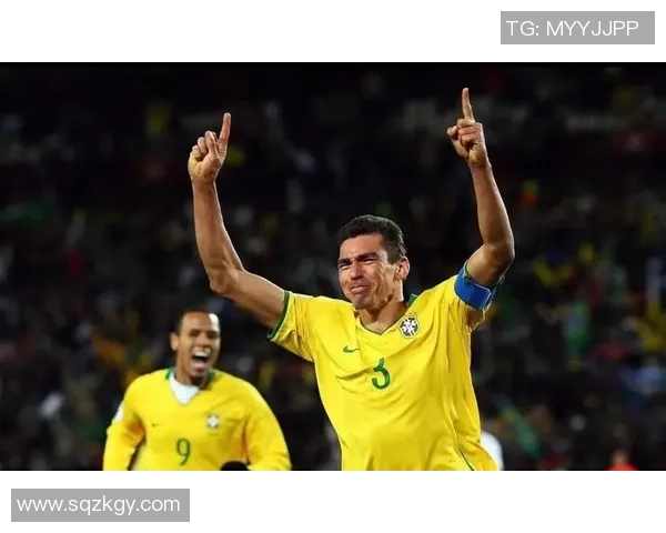 卢西奥足球明星的传奇旅程与辉煌成就回顾